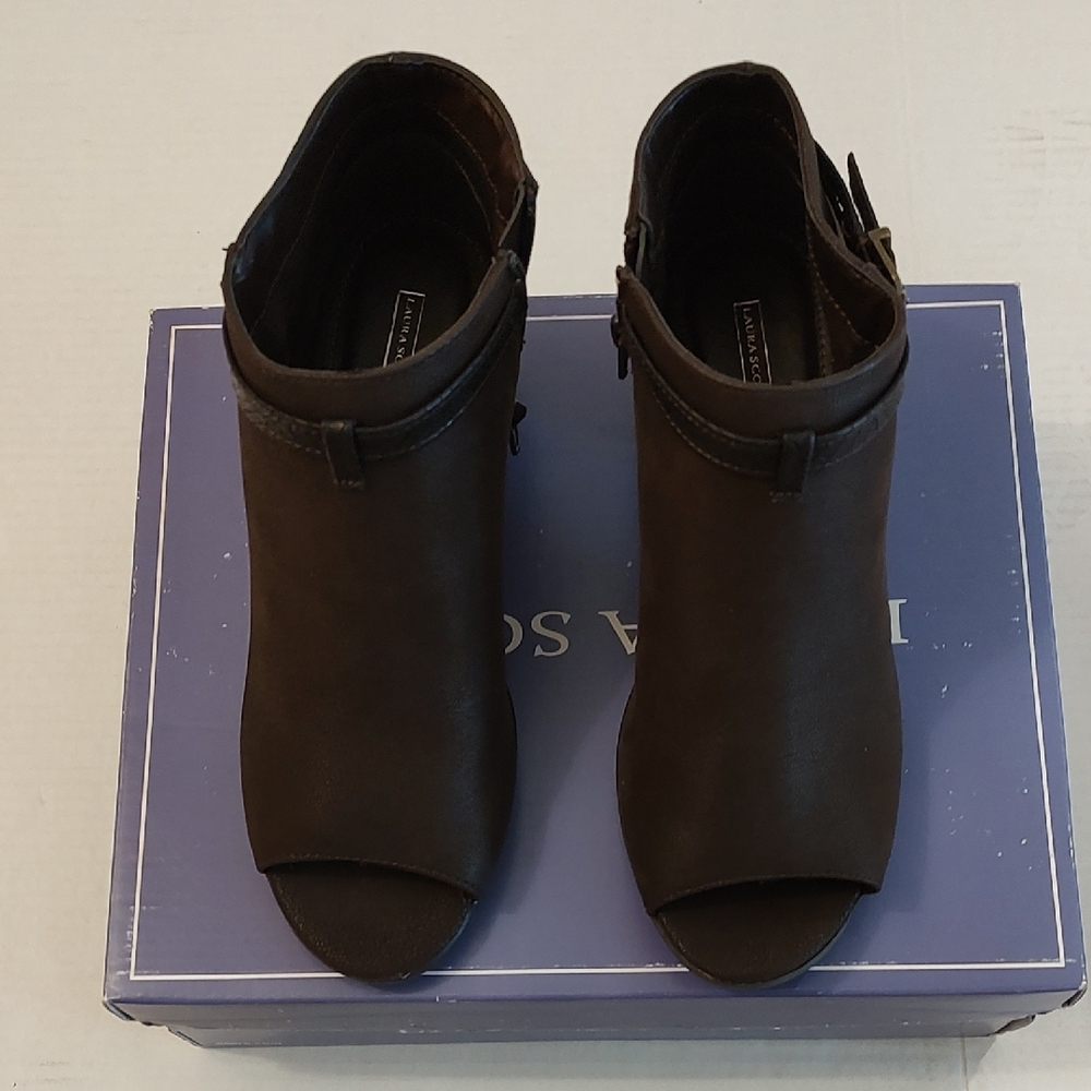 Brown Suede Ankle Booties with Chunky Heels Make An Offer